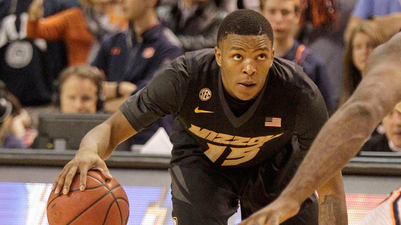 Missouri's bad season takes turn for worse with loss of Clark to arm injury